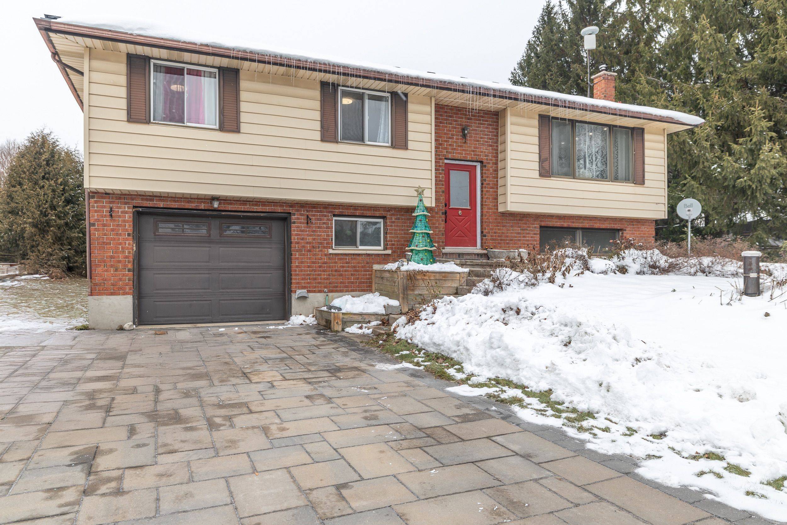 Centre Wellington, ON N0B 1S0,7730 Sixth Line