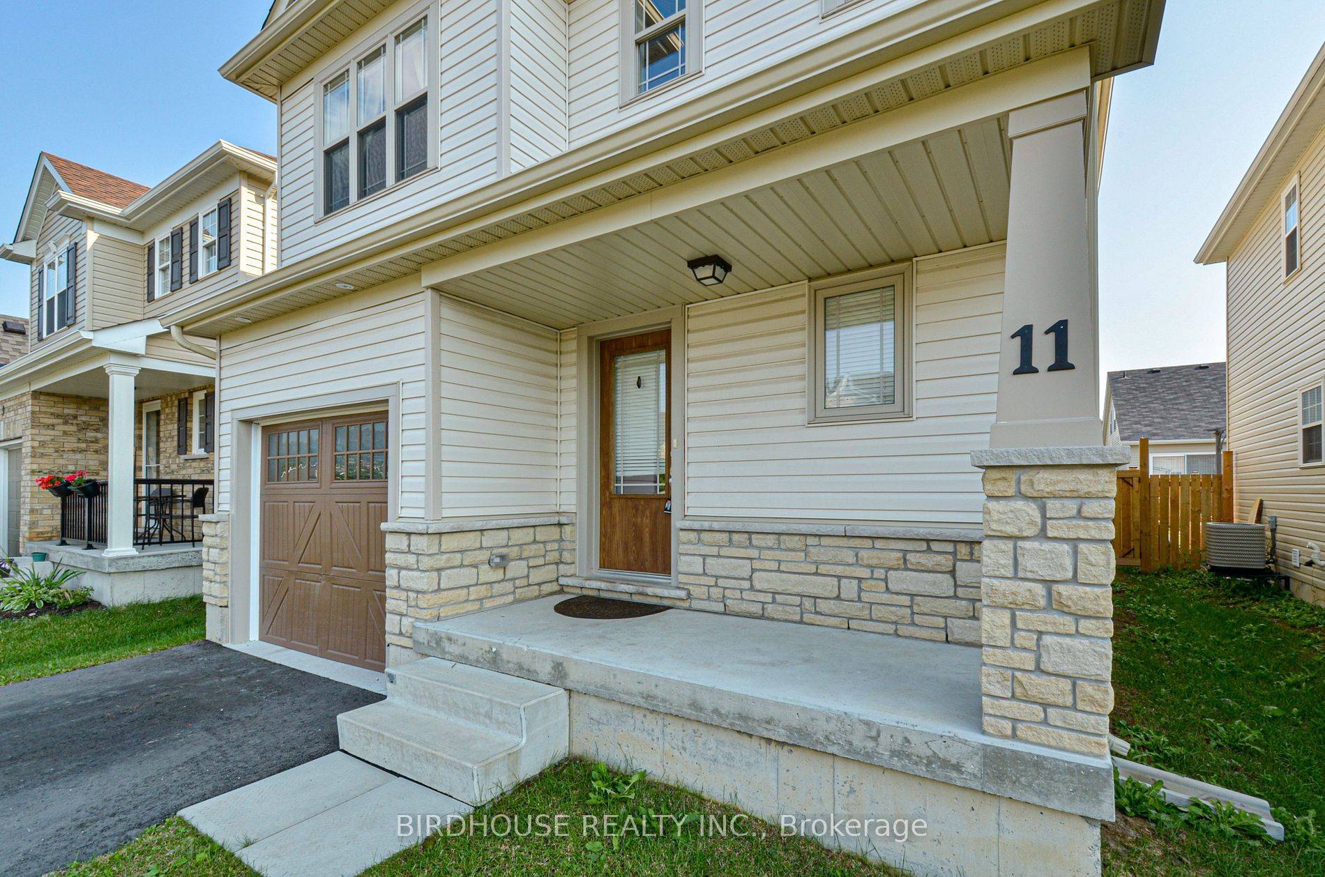 Kawartha Lakes, ON K9V 0B2,11 Silverbrook AVE