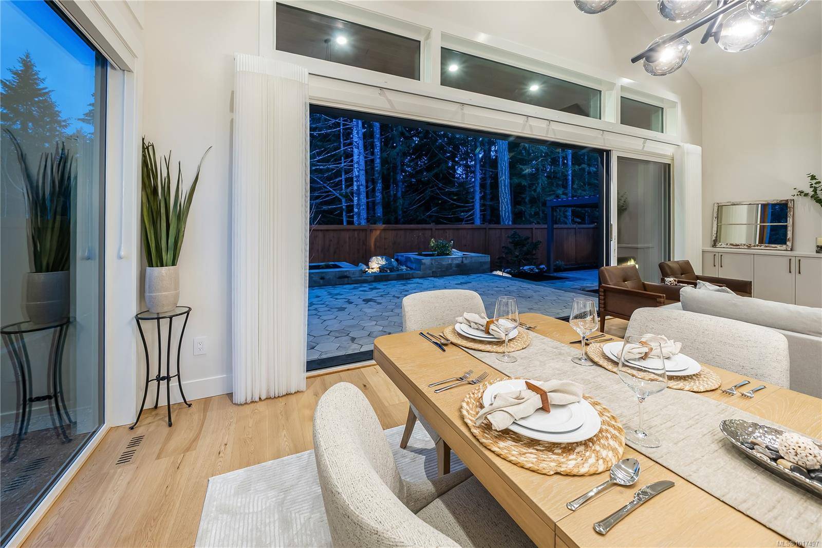 Qualicum Beach, BC V9K 1M5,948 Flagstick Rd