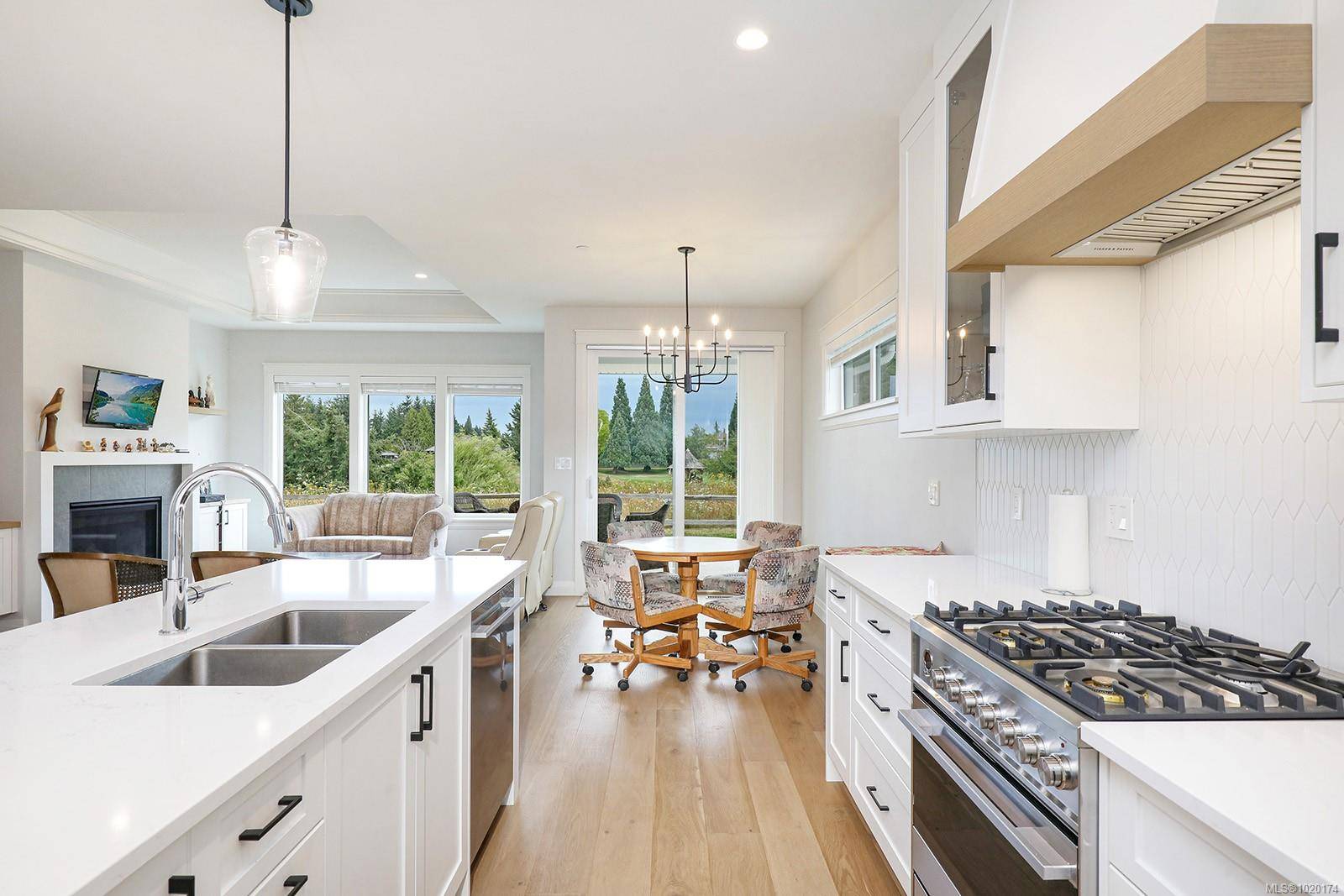 Courtenay, BC V9N 4B2,1444 CROWN ISLE Dr #124