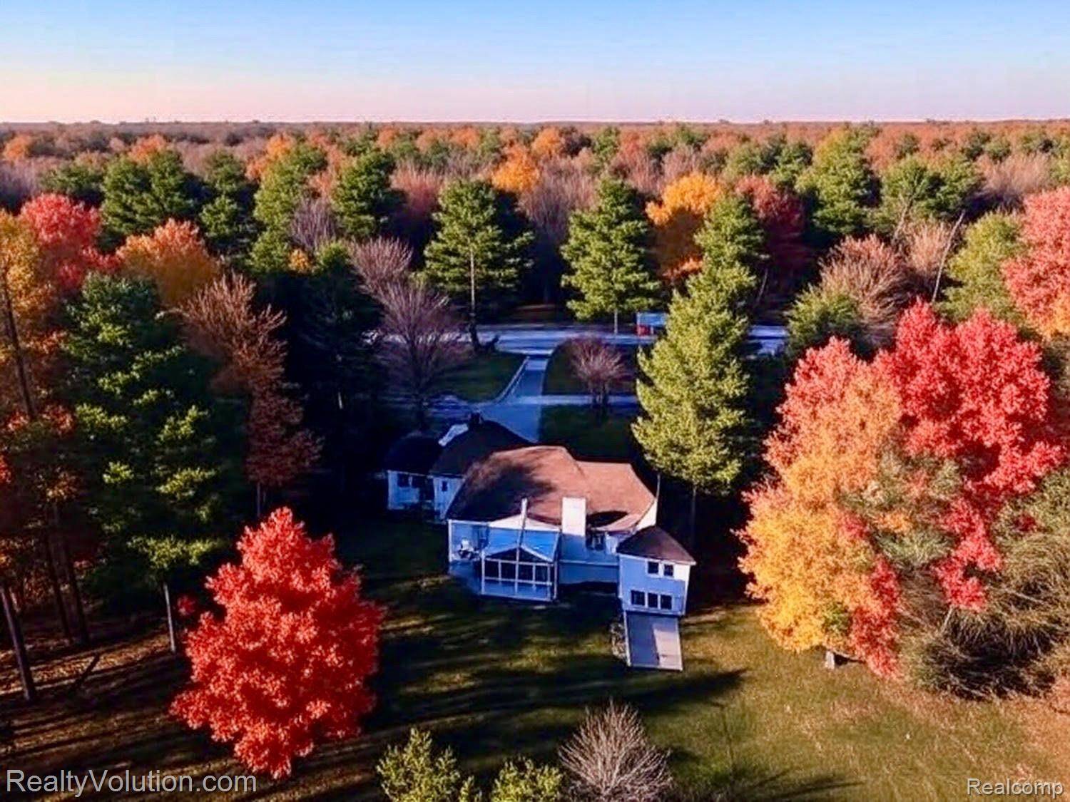 Attica, MI 48412,1637 S Lake Pleasant RD