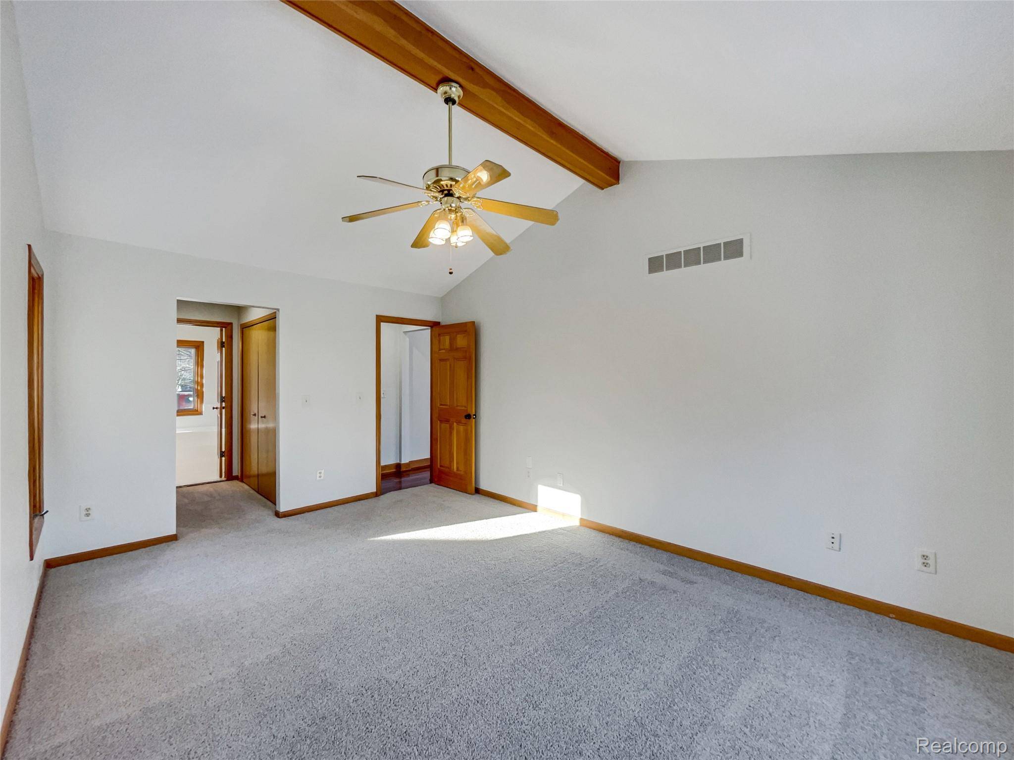 Rochester Hills, MI 48309,1976 Hutchins DR