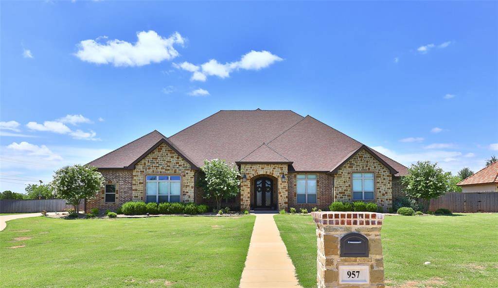 Abilene, TX 79602,957 Caballo Drive