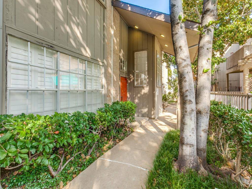 Dallas, TX 75230,10436 High Hollows Drive #243