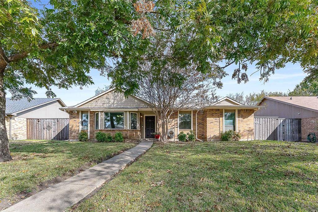 Plano, TX 75025,1341 Kesser Drive