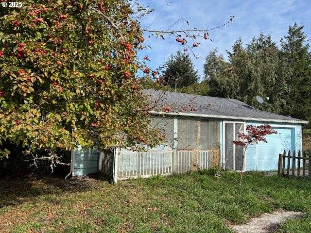 Langlois, OR 97450,94213 KERBER DR