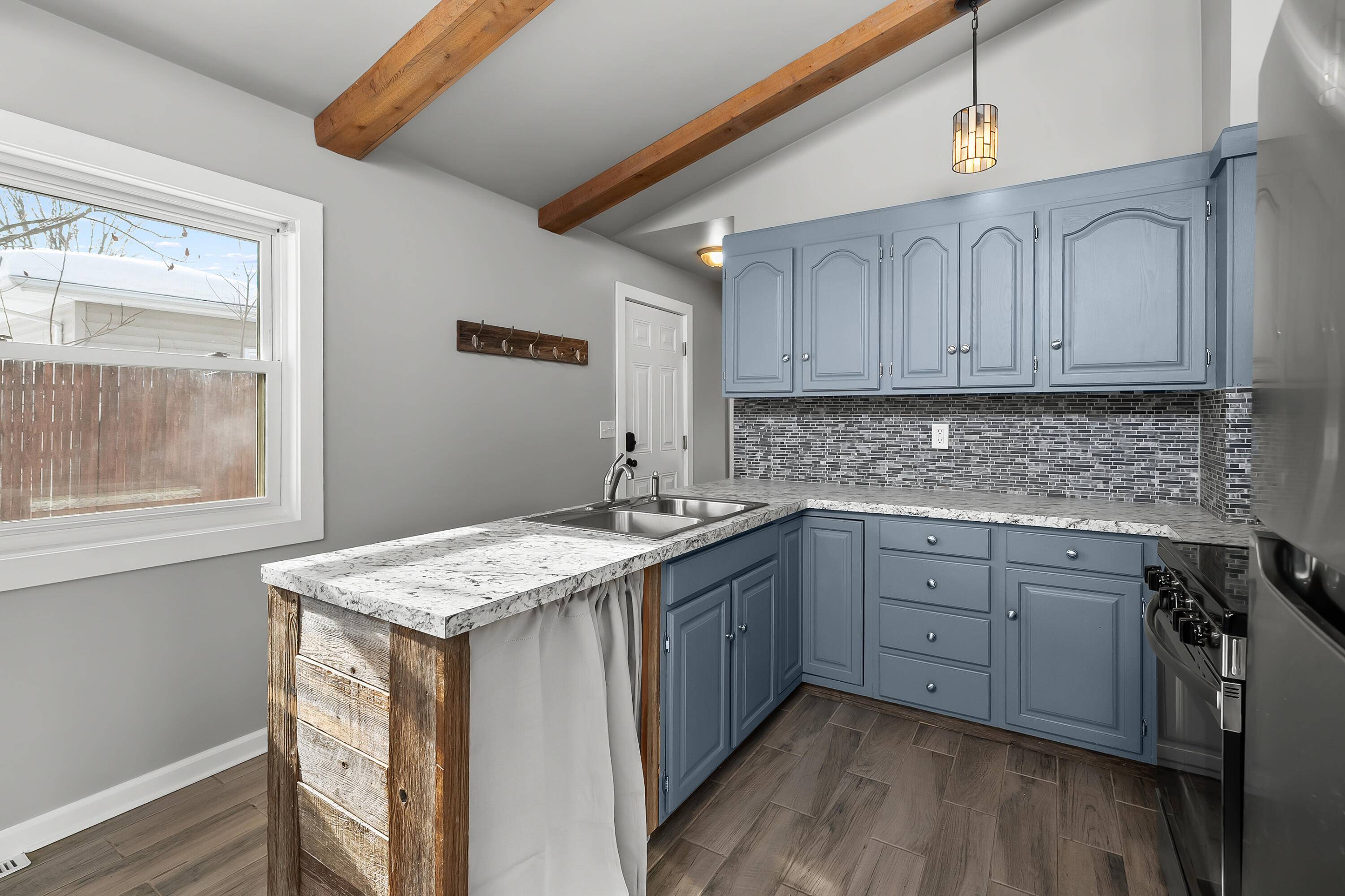 Kalamazoo, MI 49006,3909 Alamo AVE