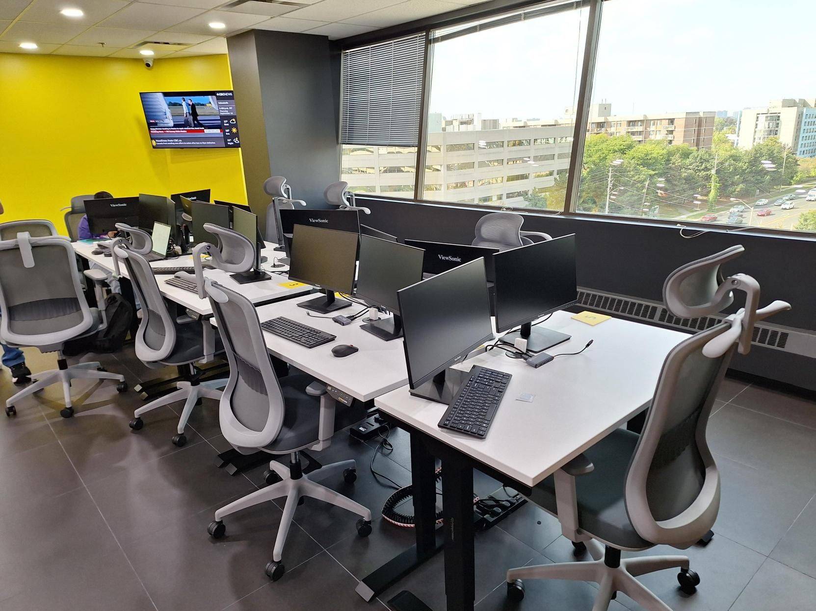 Toronto E11, ON M1B 3V4,305 Milner AVE #700-5