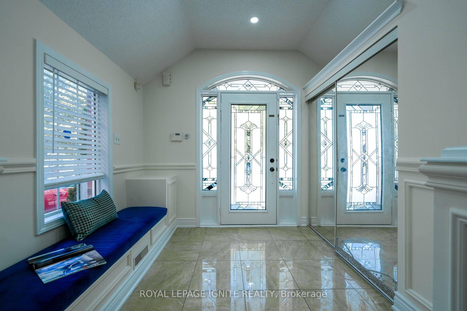 Ajax, ON L1T 4E8,5 Dent ST