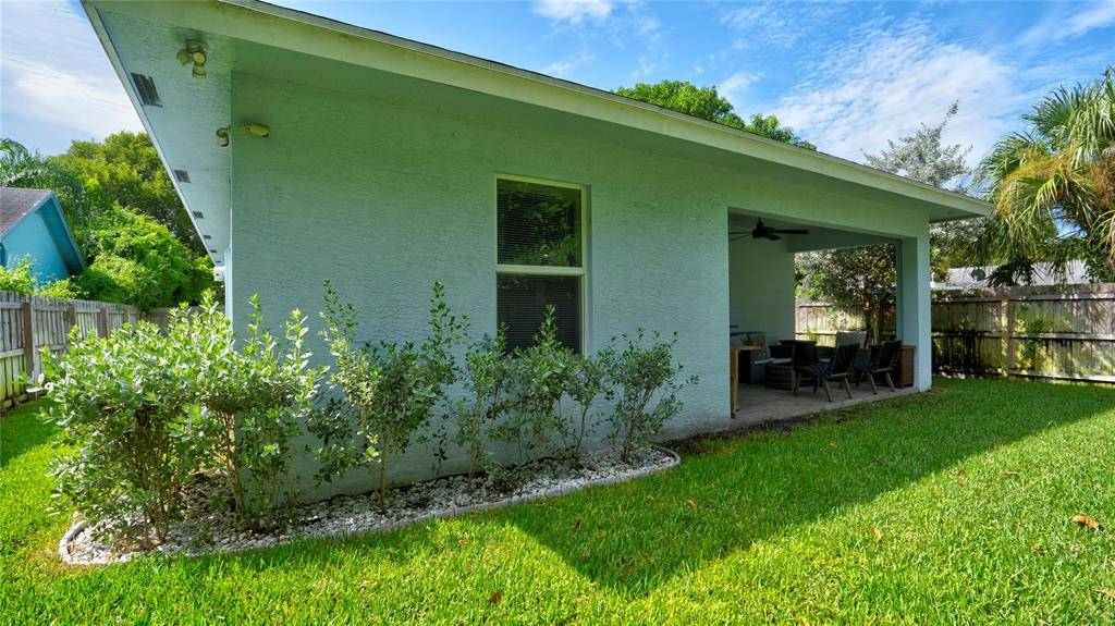 West Palm Beach, FL 33407,627 47th St