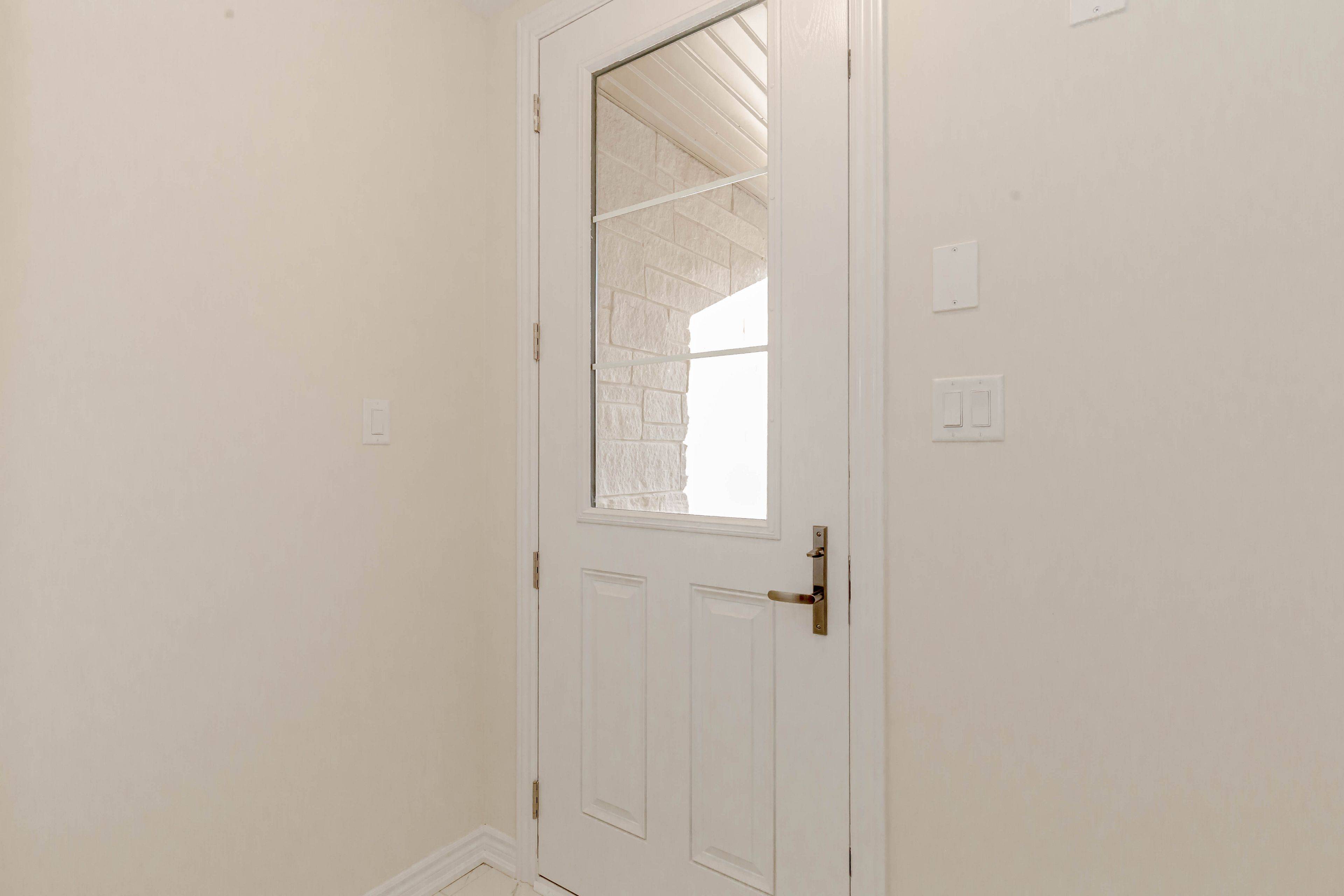 Burlington, ON L7P 0V7,1453 National Common