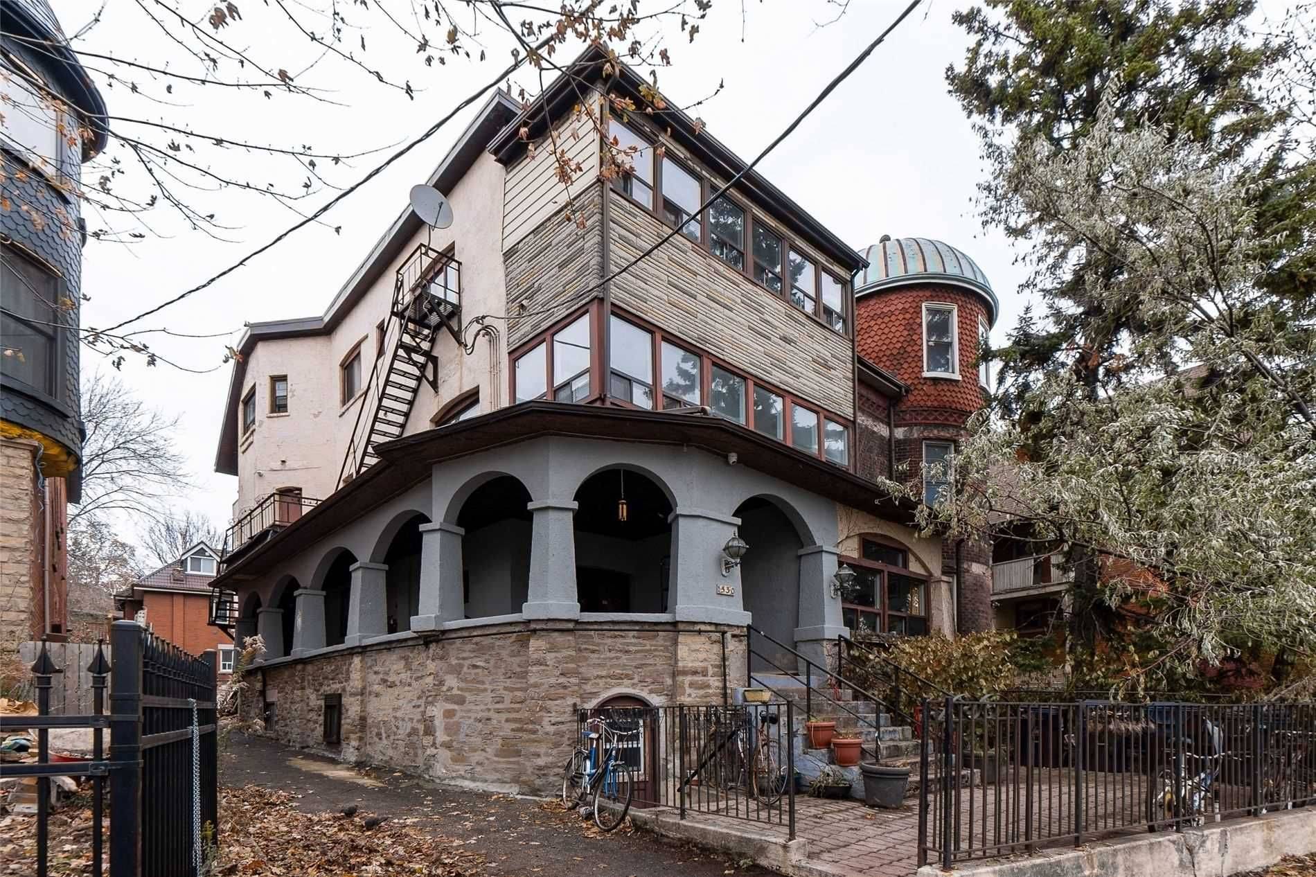 Toronto W01, ON M6K 1J6,1530 King ST W #102