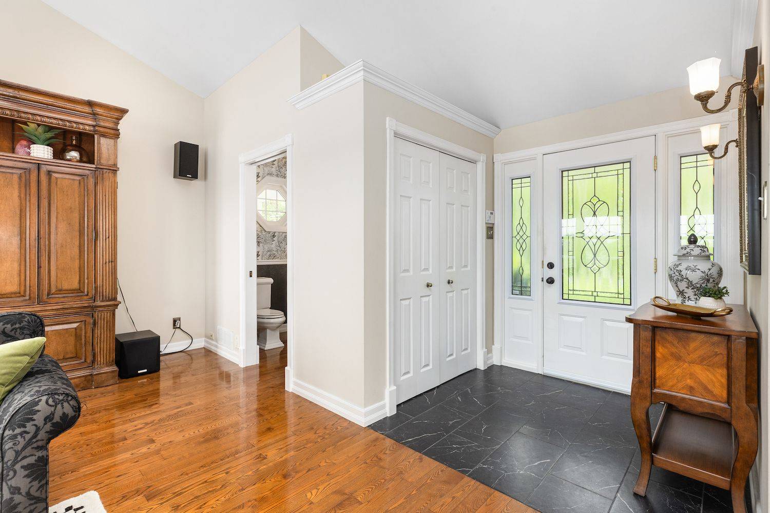 Country Place - Pineglen - Crestview And Area, ON K2C 3H1,1 Rideau Glen DR