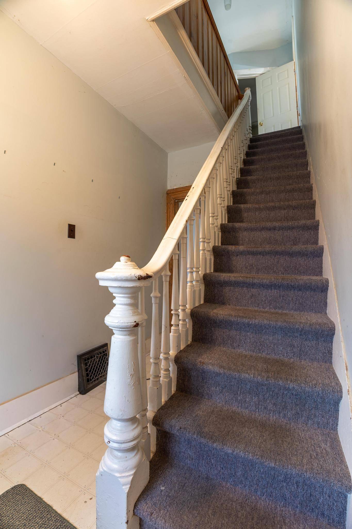 Arnprior, ON K7S 2K6,31 Daniel ST N