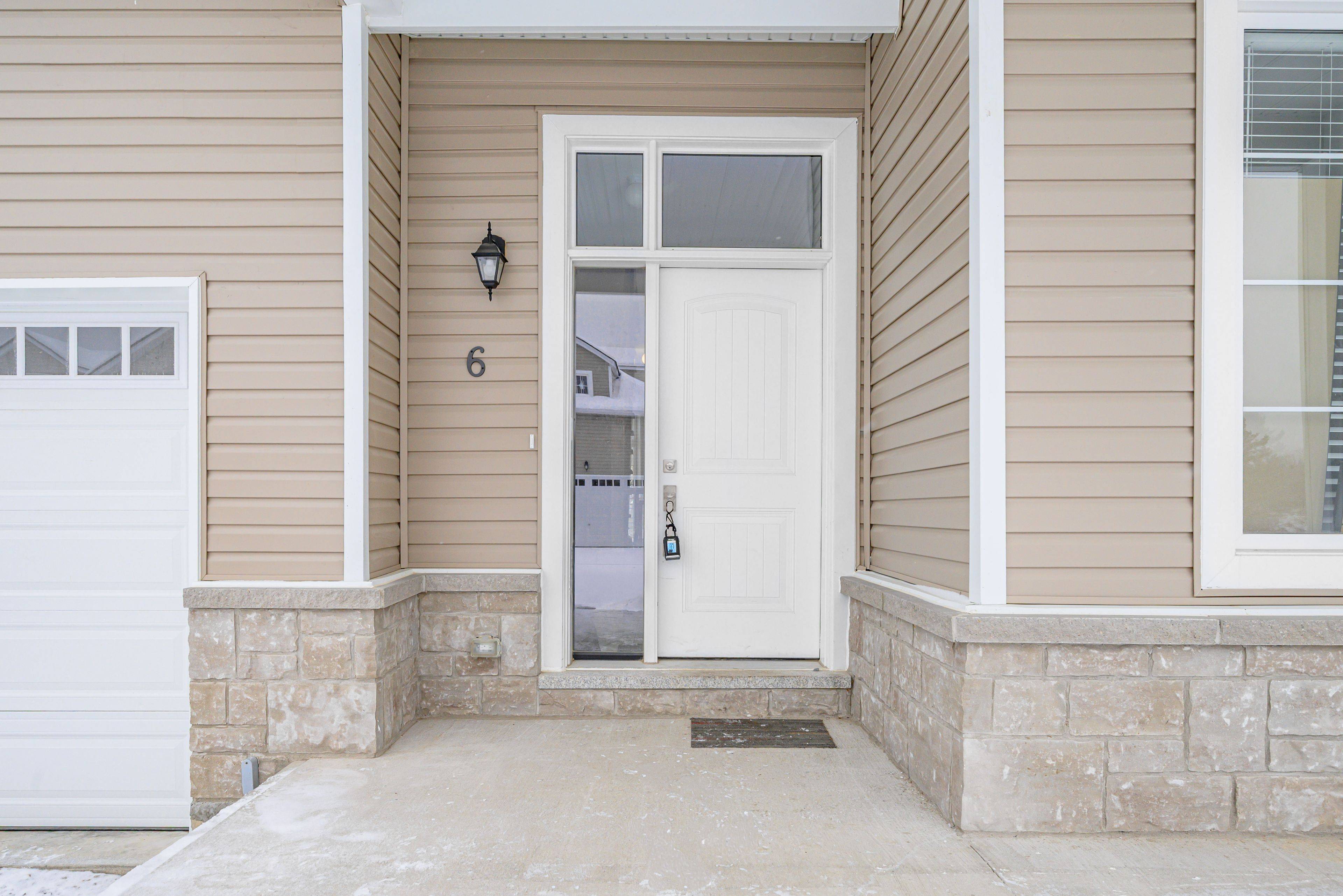 Bracebridge, ON P1L 0N5,6 Turnberry CT