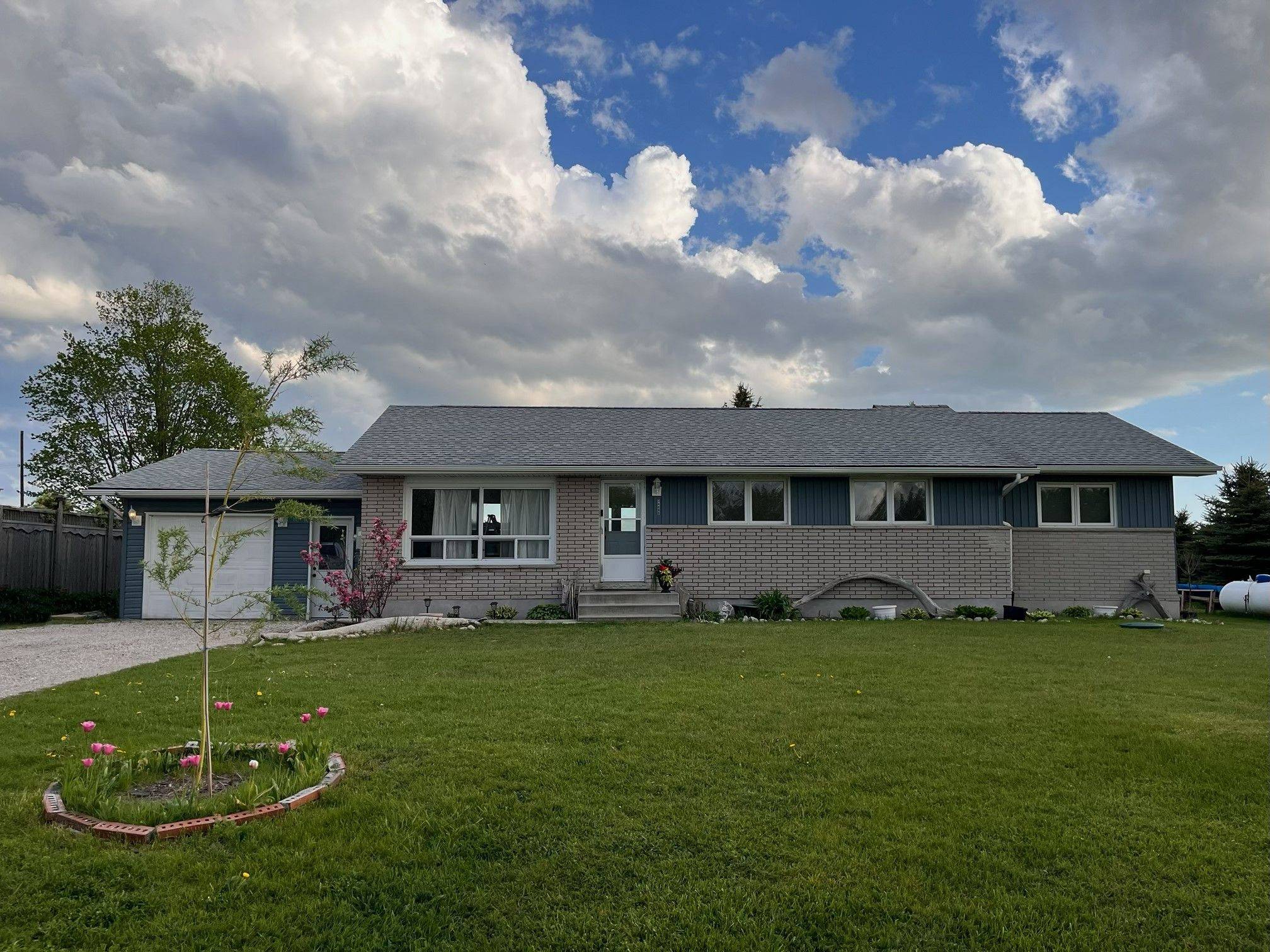 Central Huron, ON N7A 3X8,34889 Black's Point RD