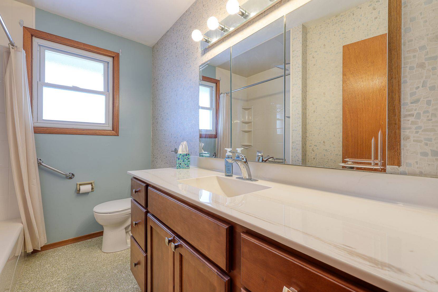 Woodstock, ON N4S 2M1,816 Pavey ST