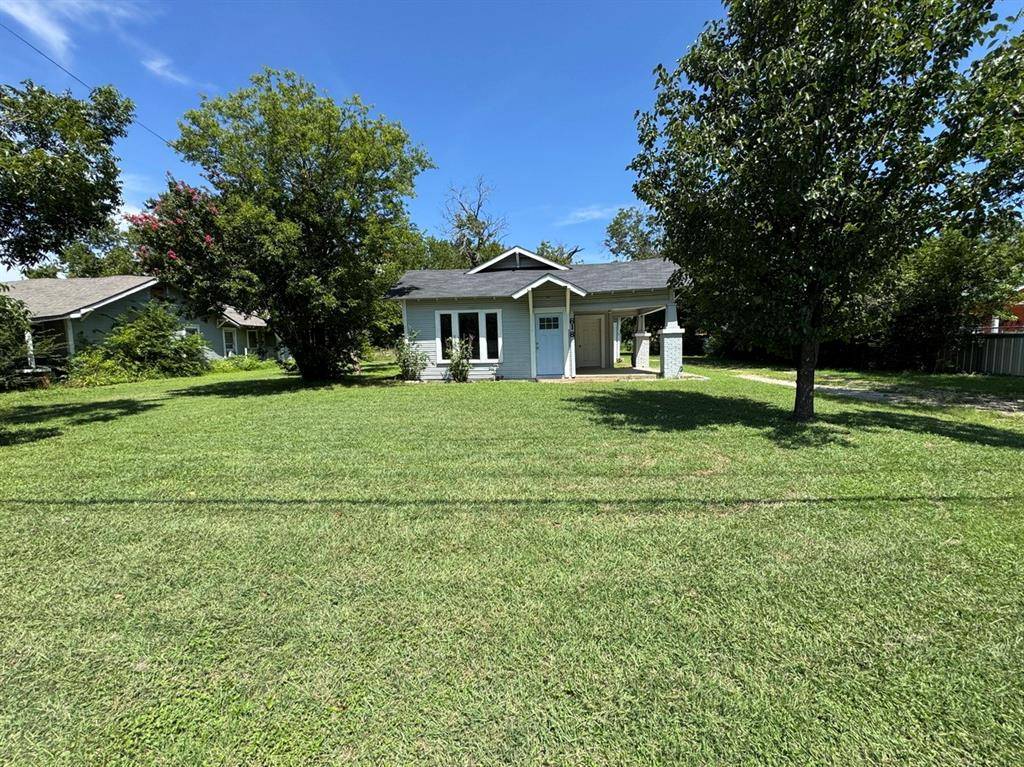 Cleburne, TX 76033,618 Woodard Avenue