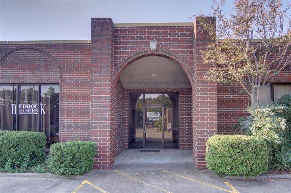 Weatherford, TX 76086,1508 Santa Fe Drive