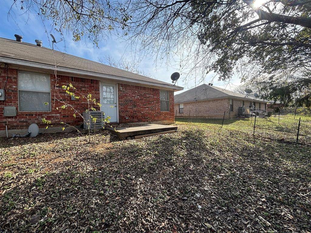 Joshua, TX 76058,112 Honey Bee Drive #114