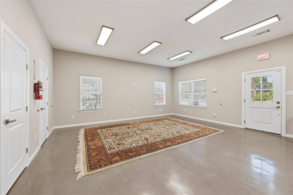 Grand Prairie, TX 75051,529 Austin Street