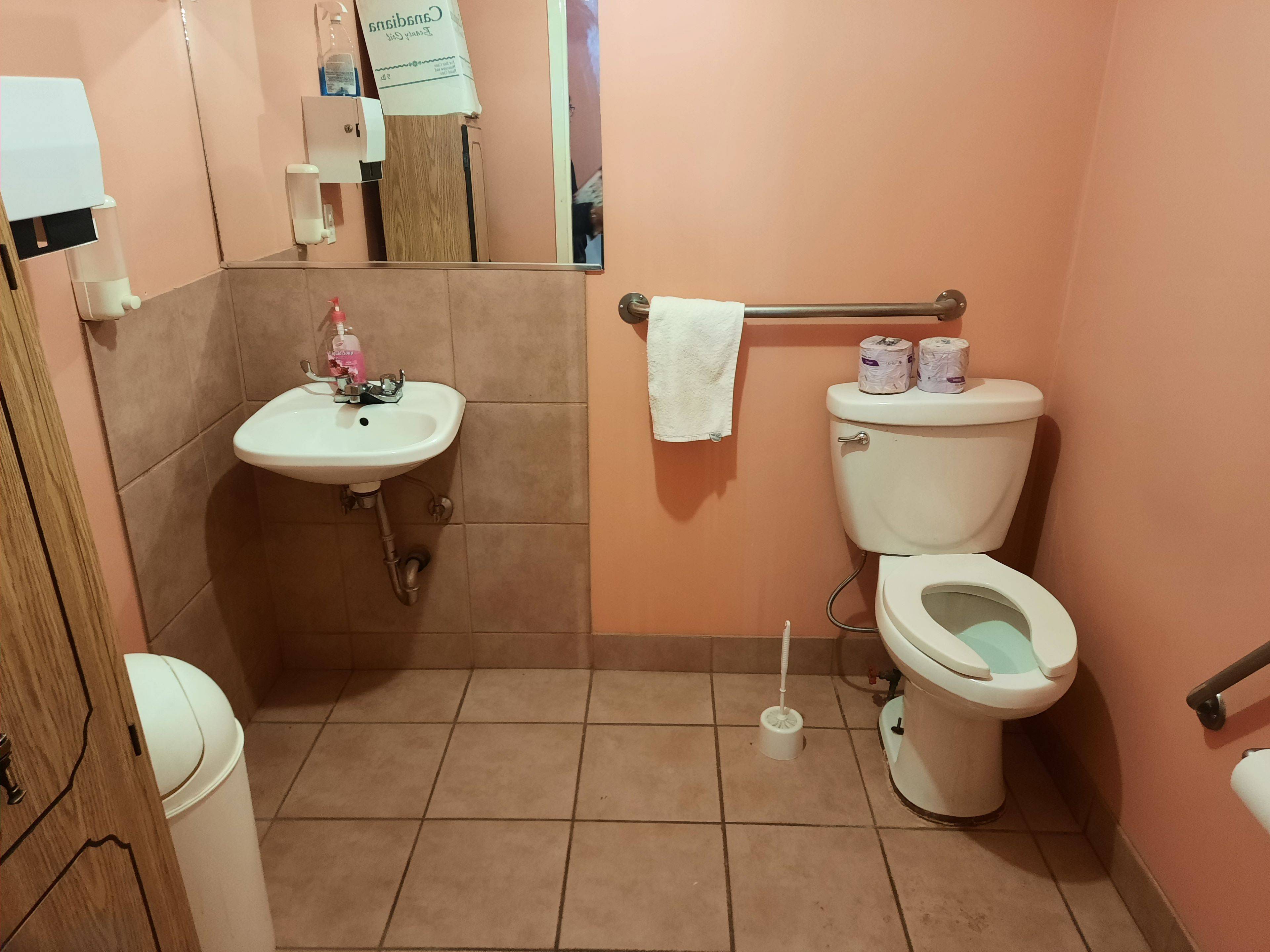 Toronto W04, ON M9N 2B2,39 South Station ST #Main Floor