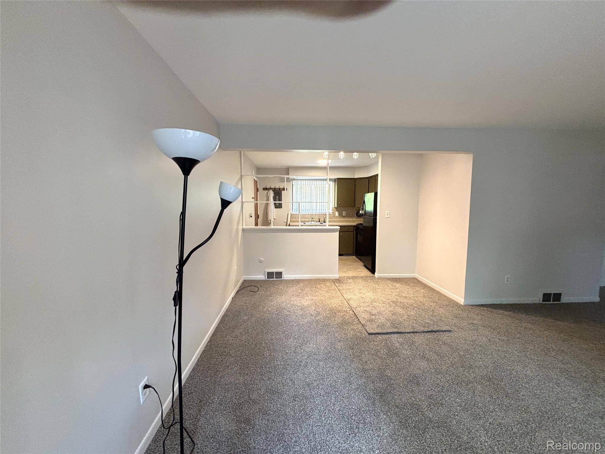 Detroit, MI 48219,17278 Bentler ST