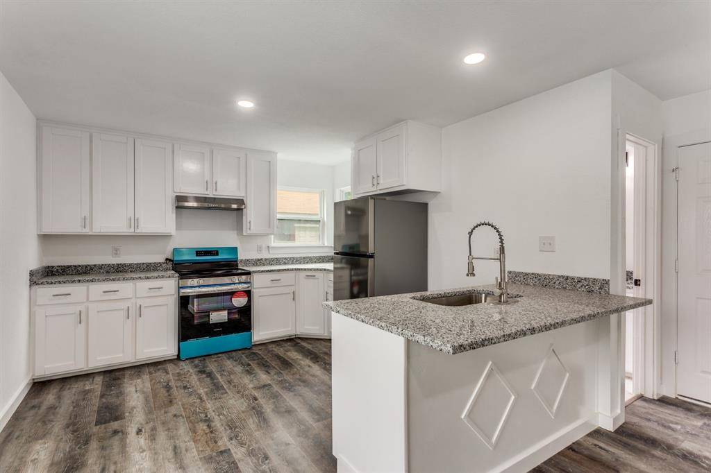 Fort Worth, TX 76110,3301 8th Avenue