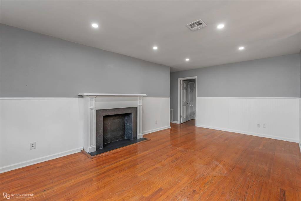 Bossier City, LA 71112,3264 Mcgregor Street