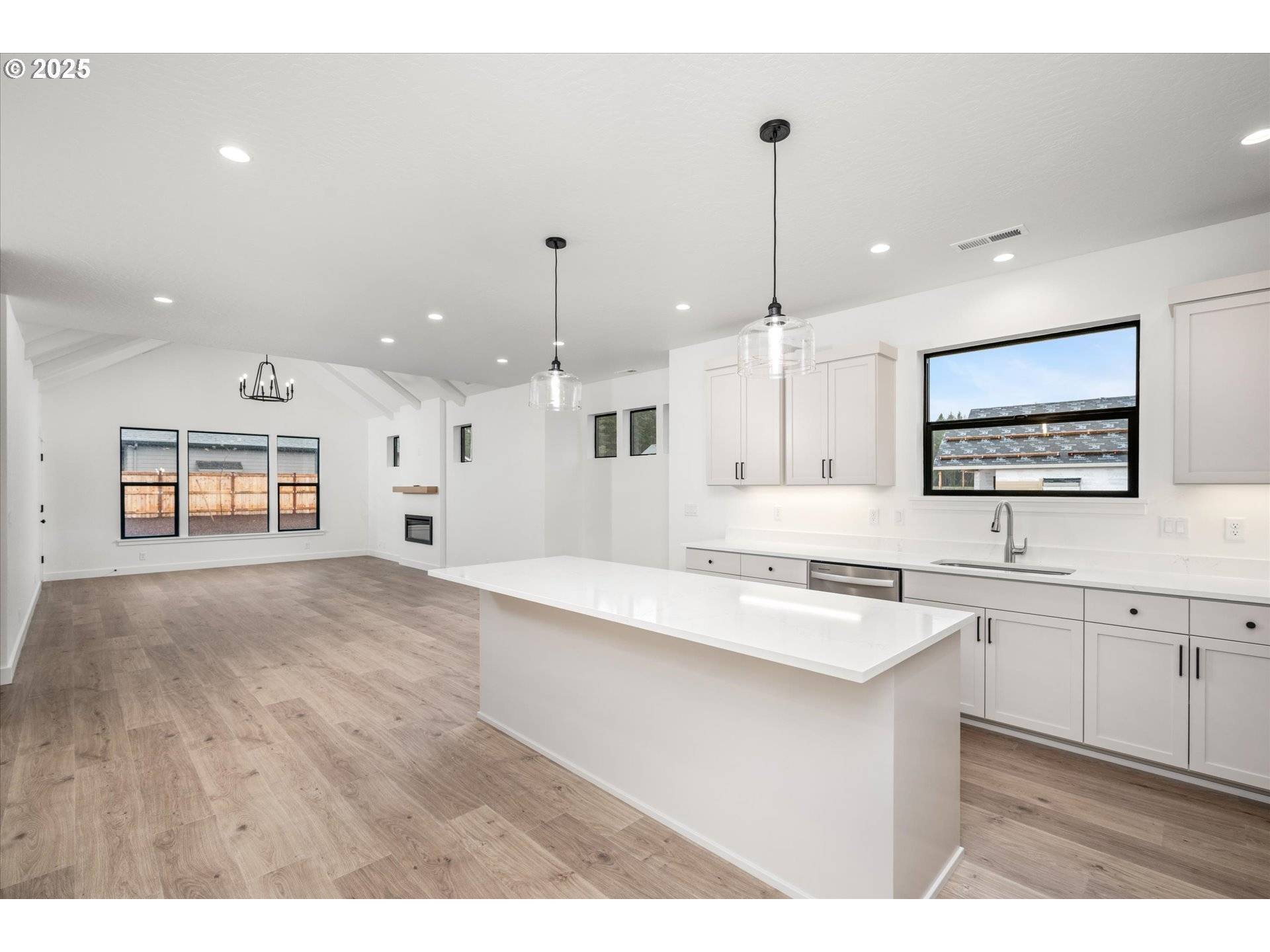 Veneta, OR 97487,88116 WYMORE LN