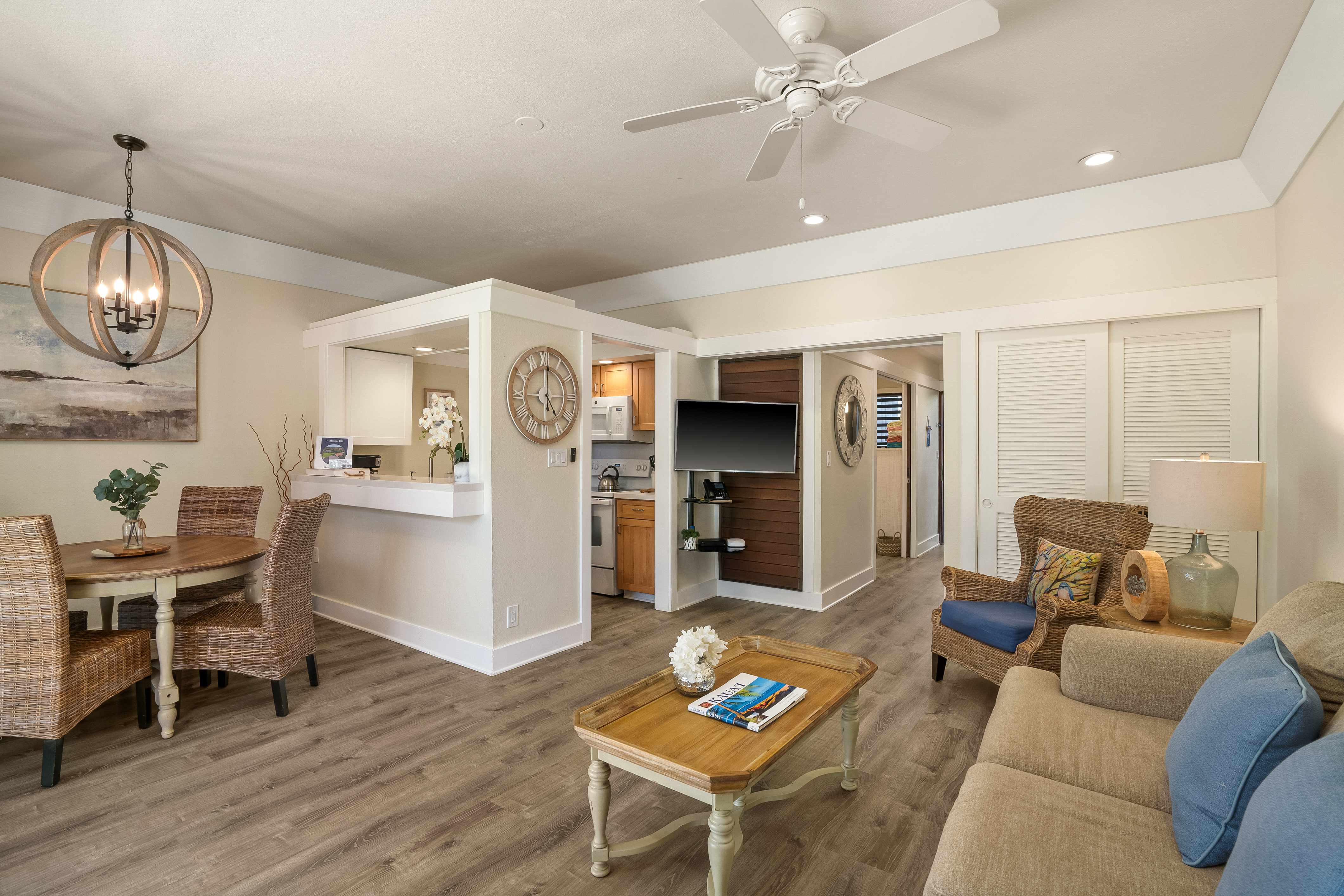 Koloa, HI 96756,2253 POIPU RD #402