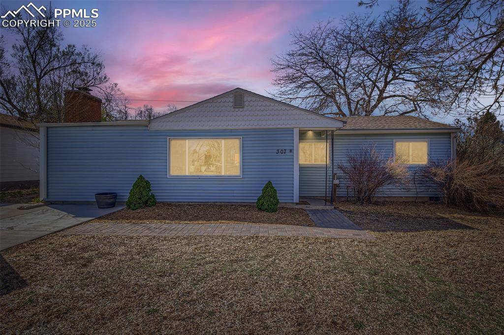 Colorado Springs, CO 80907,307 Redwood DR