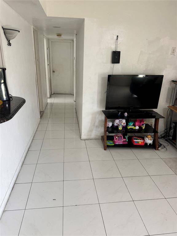 Fort Lauderdale, FL 33312,2757 SW 7th St