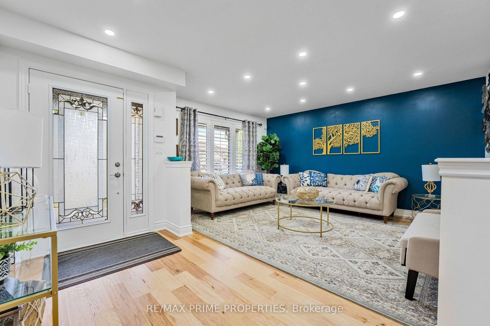 Welland, ON L3C 0B7,52 Clare AVE