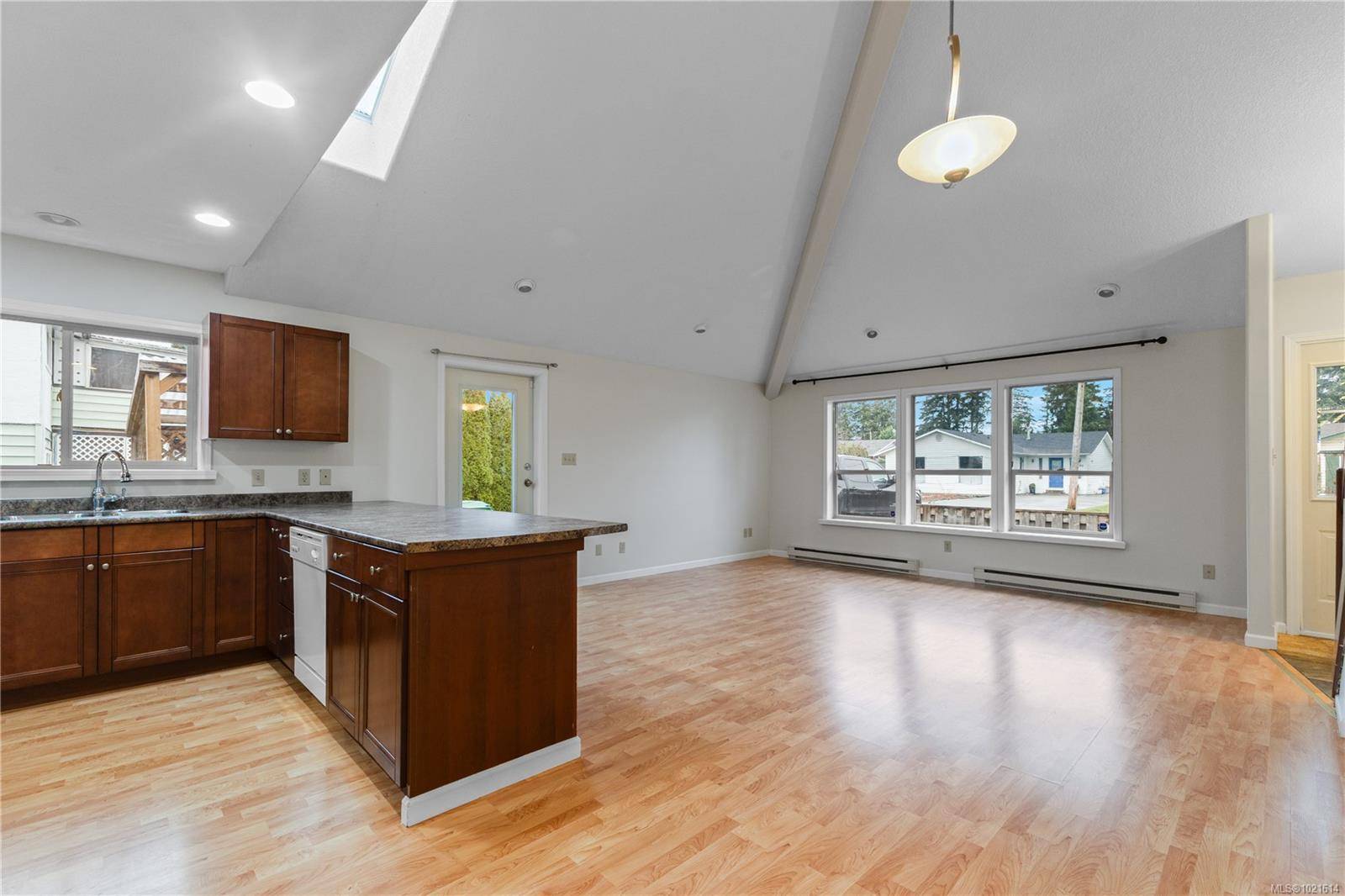 Courtenay, BC V9N 7J8,1126 18th St