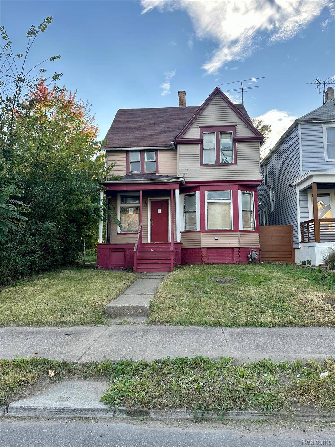 Detroit, MI 48214,3739 Van Dyke ST