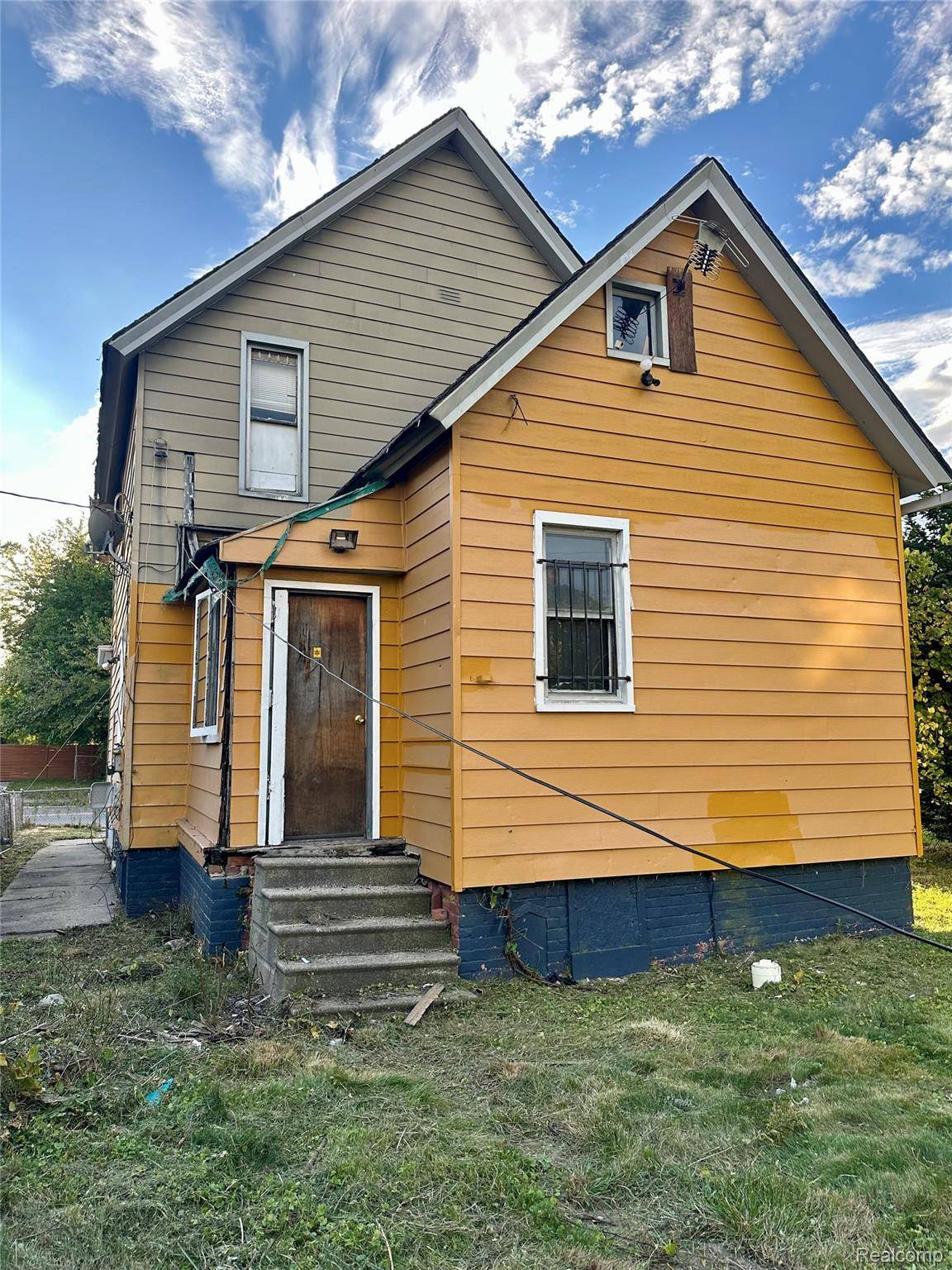 Detroit, MI 48214,3752 Van Dyke ST