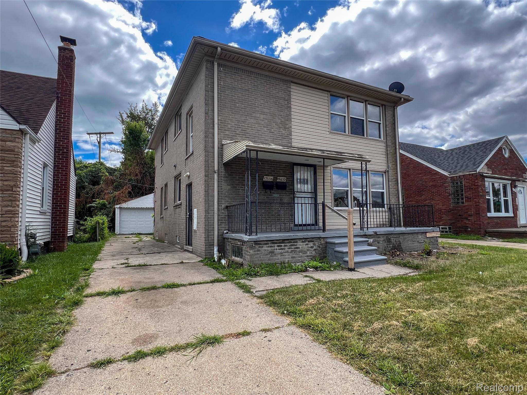 Detroit, MI 48224,17632 Chester ST