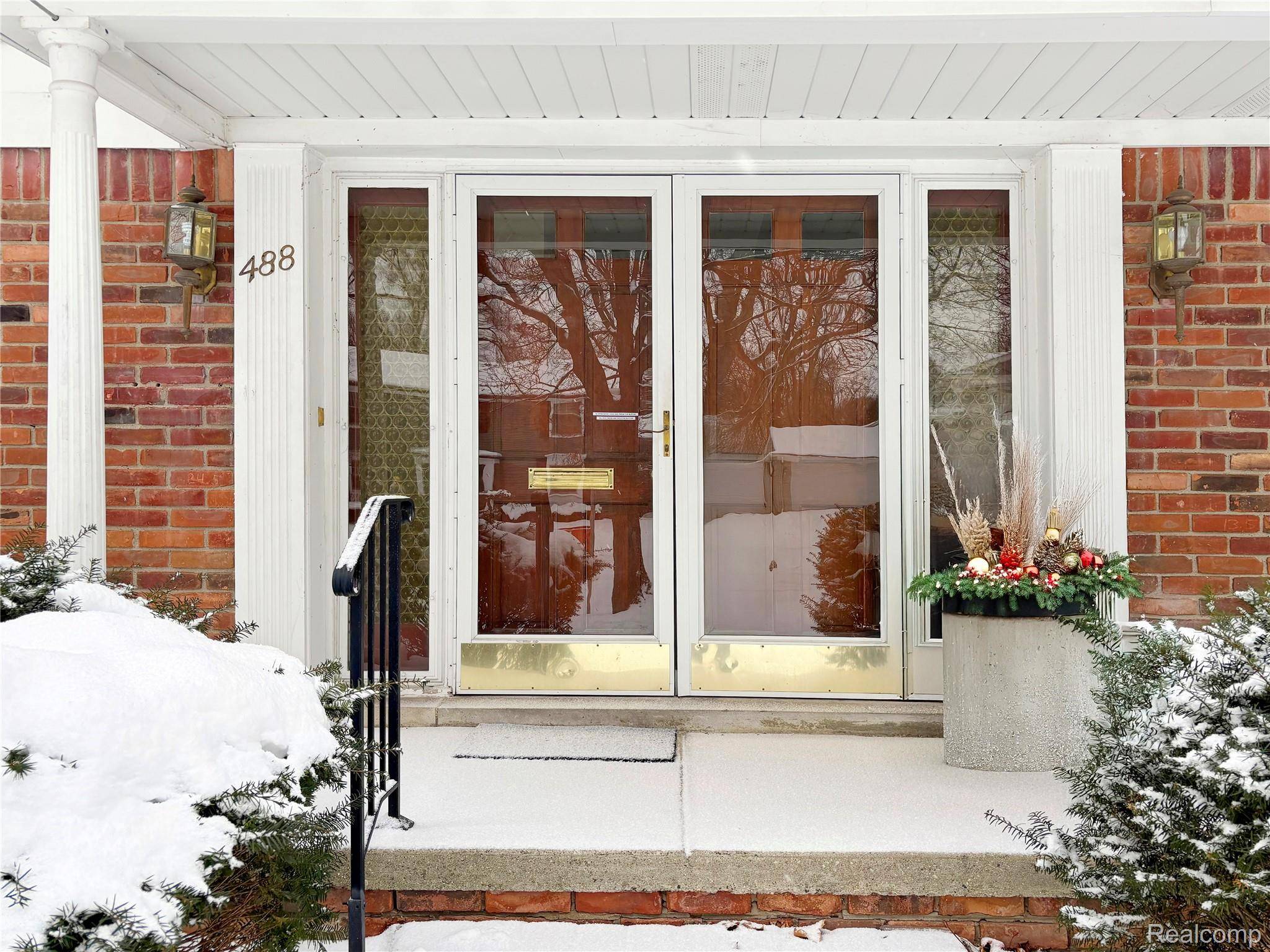 Birmingham, MI 48009,488 Bryn Mawr ST