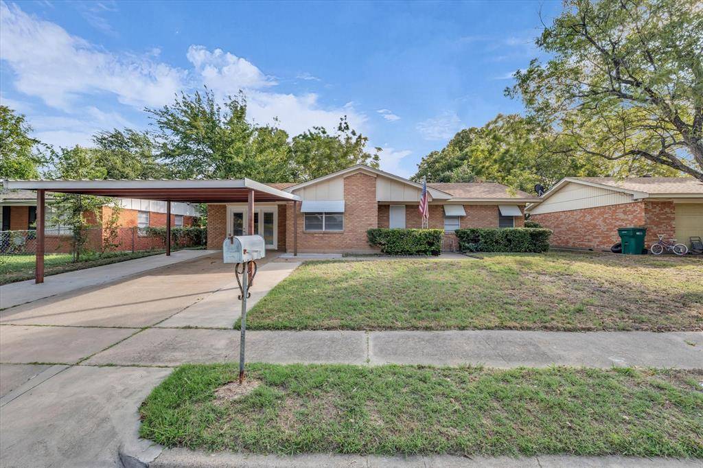 Lacy Lakeview, TX 76705,309 S Rita Street