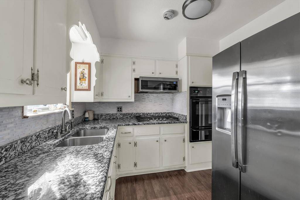 Lacy Lakeview, TX 76705,309 S Rita Street