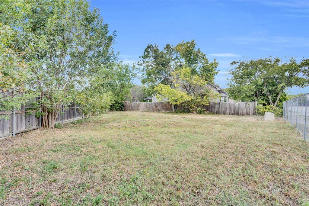 Dallas, TX 75212,3519 Weisenberger Drive