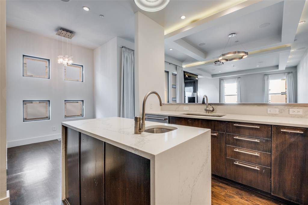 Dallas, TX 75219,4418 Holland Avenue #B