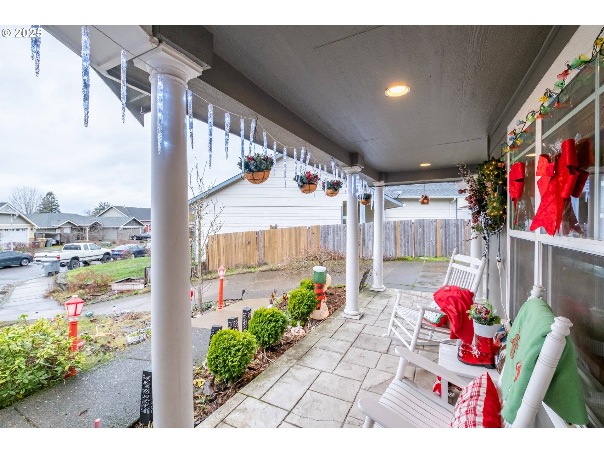 Brownsville, OR 97327,920 FILBERT ST