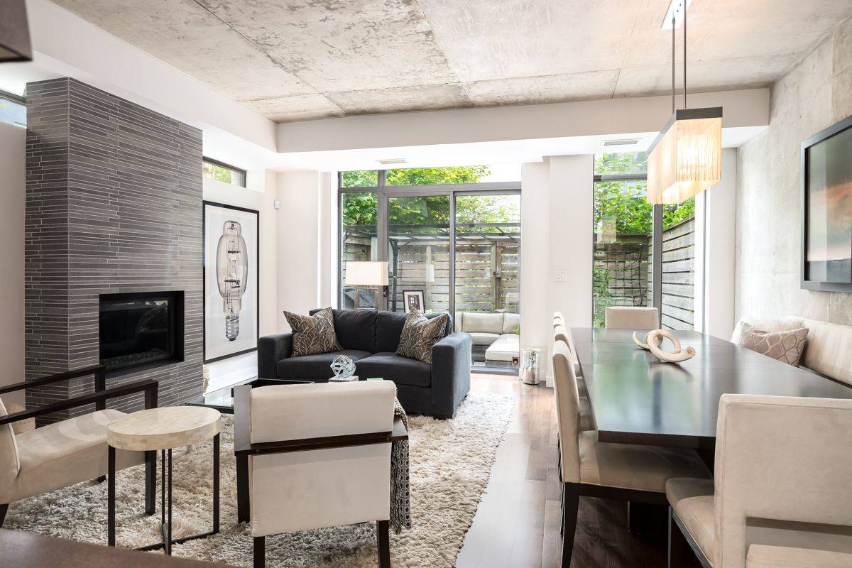 Toronto C08, ON M4Y 1X6,301 Mutual ST