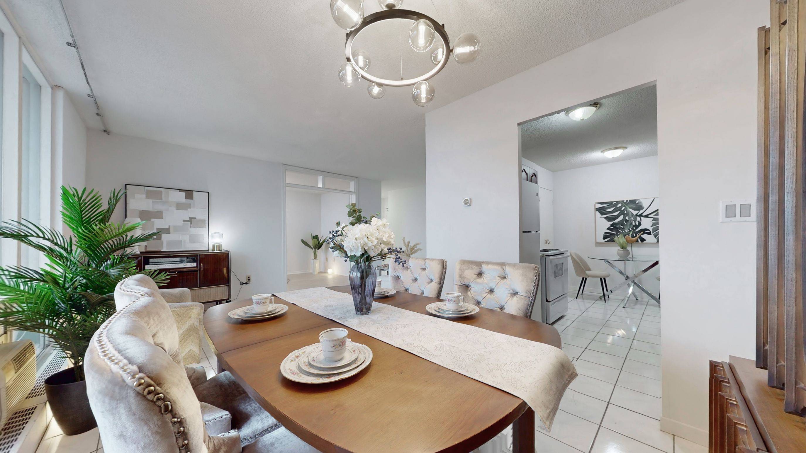 Toronto E05, ON M1W 2V1,1250 Bridletowne CIR #PH05