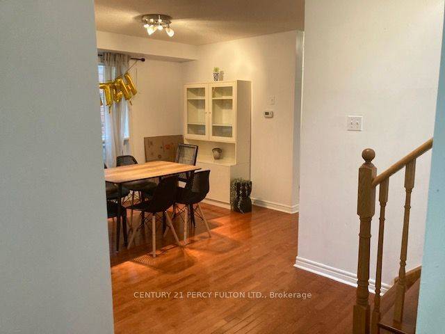 Whitby, ON L1R 2S8,27 Whitewater ST