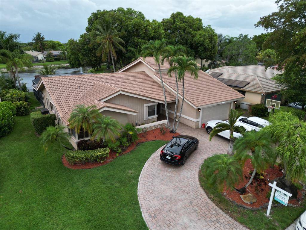 Coral Springs, FL 33071,1988 NW 112th Ave