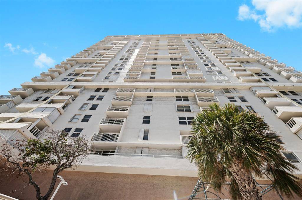 Pompano Beach, FL 33062,101 Briny Ave #2104