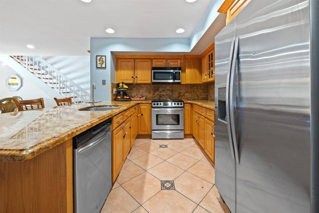 Miami Lakes, FL 33014,15442 Kippford Ct